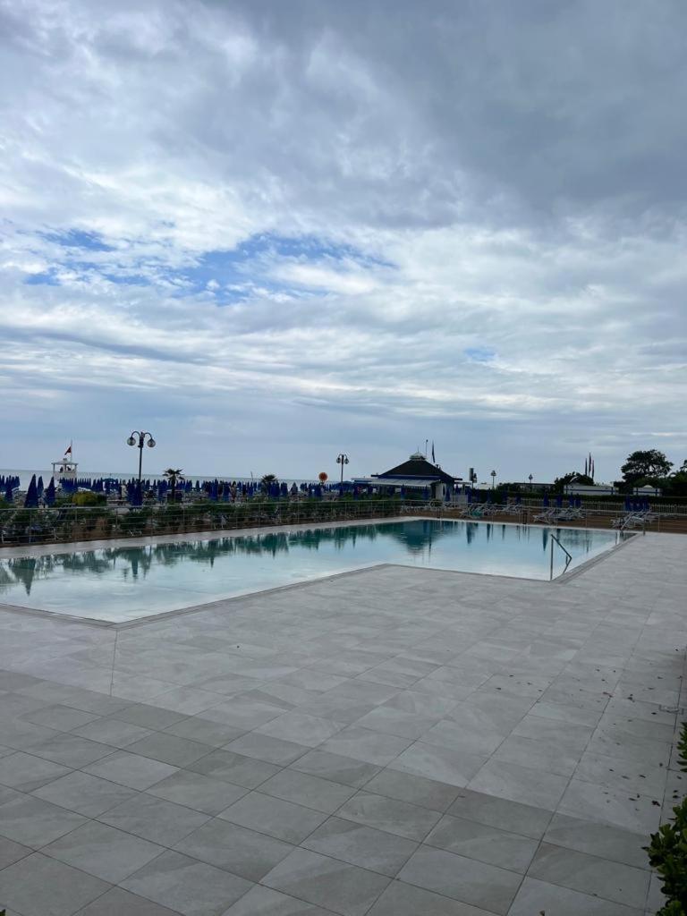 Residence Penelope - Walterigato Apartments Solo Per Famiglie Lido di Jesolo Dış mekan fotoğraf